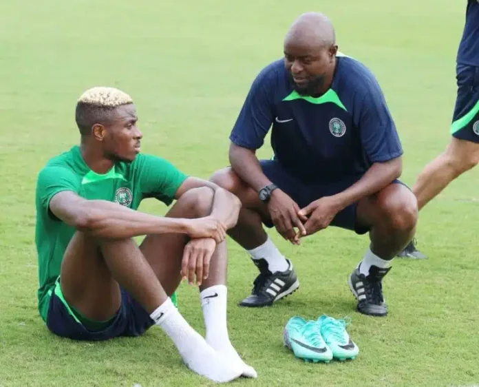 Osimhen and ex-coach Finidi George. Photo credit: AfrikFootNG.